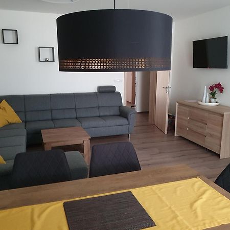 Novy Apartman V Arealu Wellness Hotelu Frymburk nad Vltavou Exterior foto