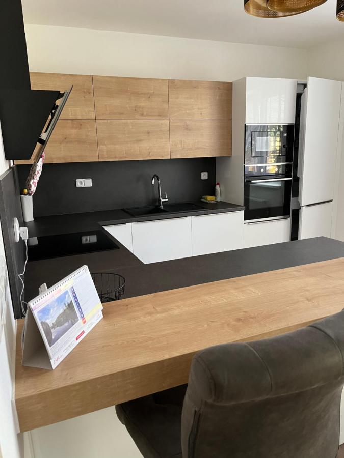 Novy Apartman V Arealu Wellness Hotelu Frymburk nad Vltavou Exterior foto