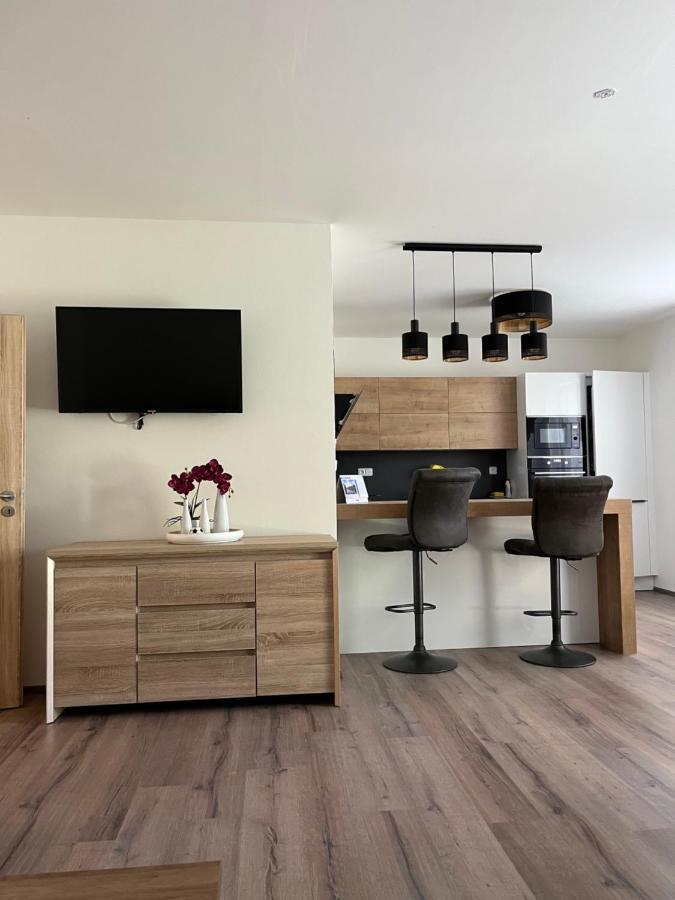 Novy Apartman V Arealu Wellness Hotelu Frymburk nad Vltavou Exterior foto