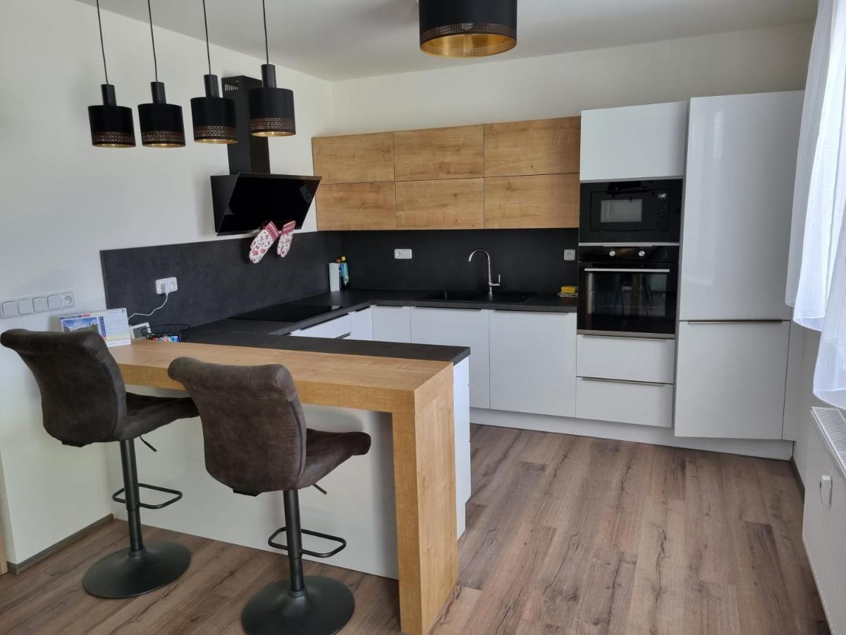 Novy Apartman V Arealu Wellness Hotelu Frymburk nad Vltavou Exterior foto